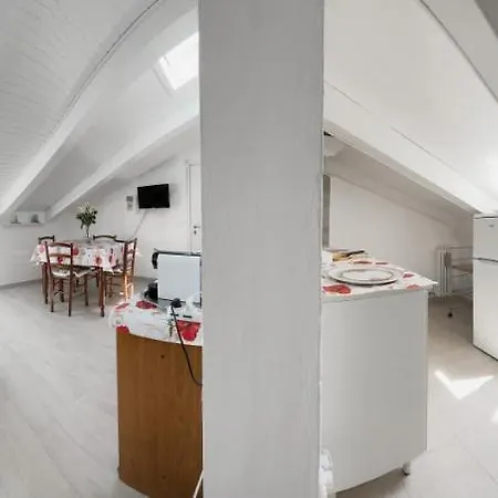 Apartman Casa Vacanze Ferri - *