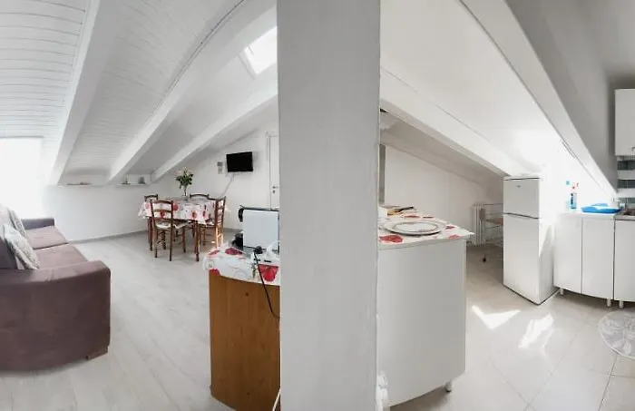 Apartman Casa Vacanze Ferri - *